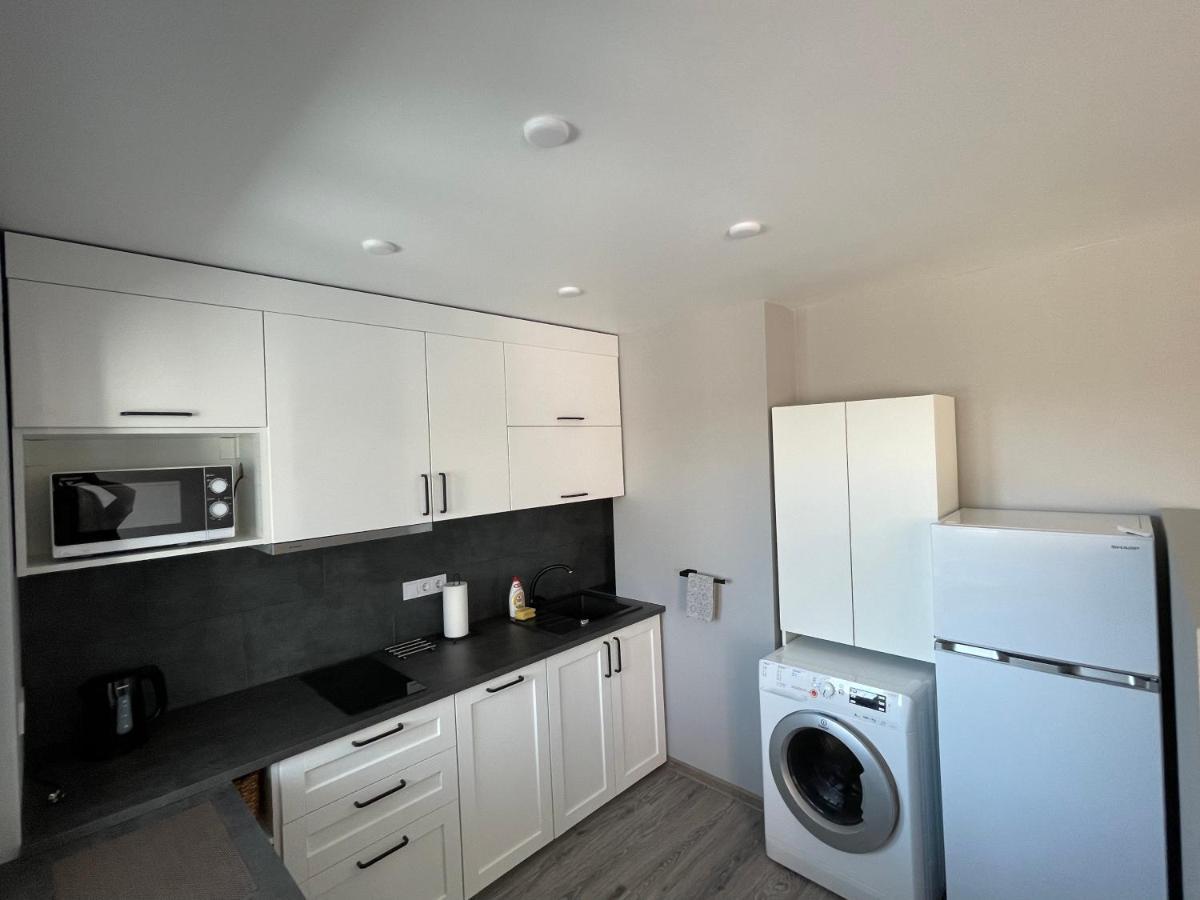 Apartment Near The Sea-Sigulda Street Liepaja Ngoại thất bức ảnh
